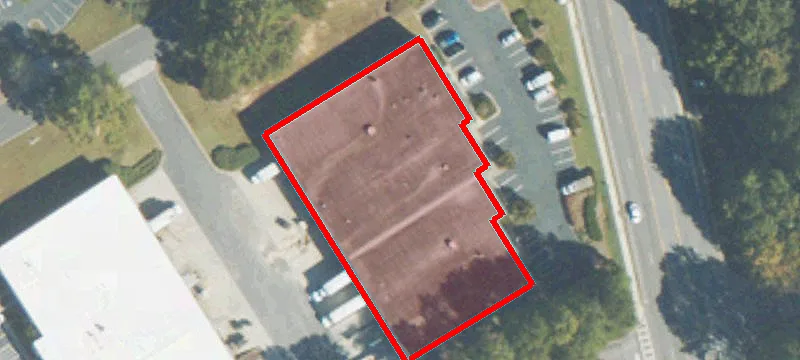 3280 Peachtree Cors Cir