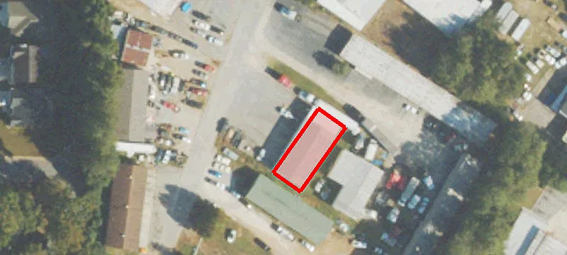 108 Commercial Ave