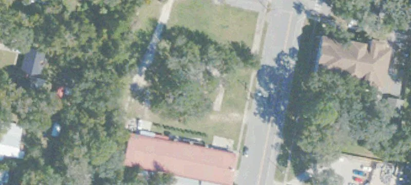 713 Osborne St