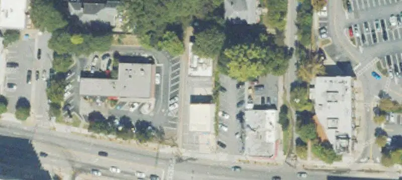 590 Ponce De Leon NE Ave
