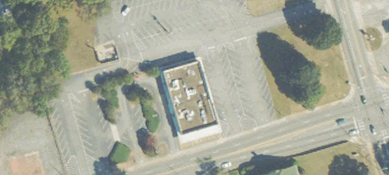 1000 Broad St