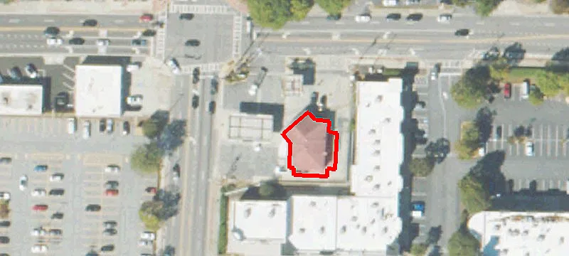 5995 Roswell Rd