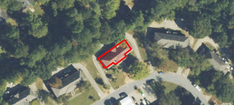 895 Wilton NW Ln