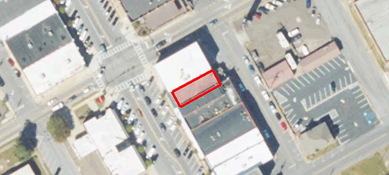 9 Main St