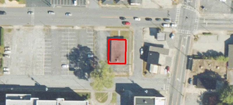 109 Ee Ave