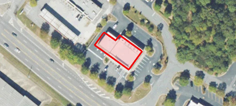 893 Veterans Memorial SE Hwy