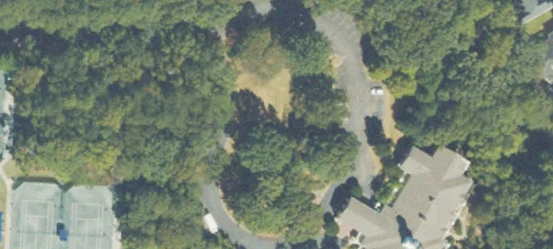425 Country Clb Dr