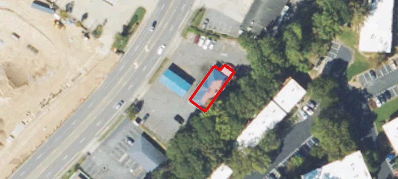7295 Roswell Rd