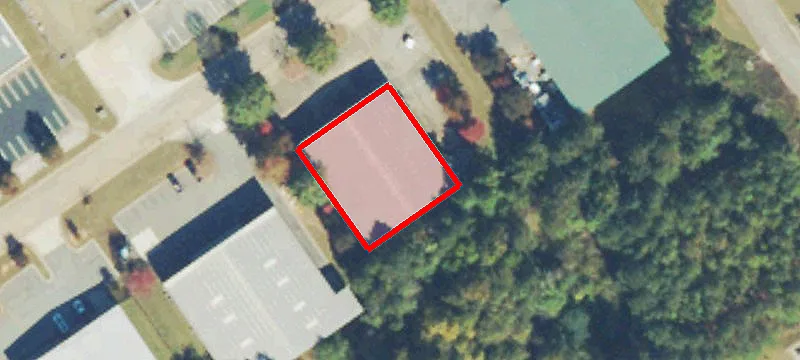 1540 University Dr