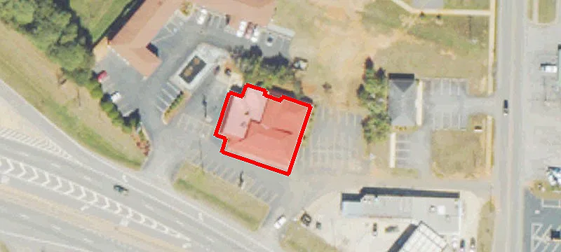 882 Veterans Pkwy
