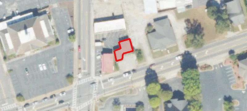 206 Main St