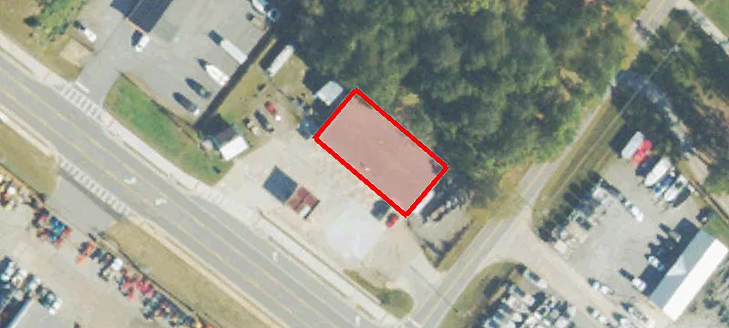 5825 Lanier Iss Pkwy