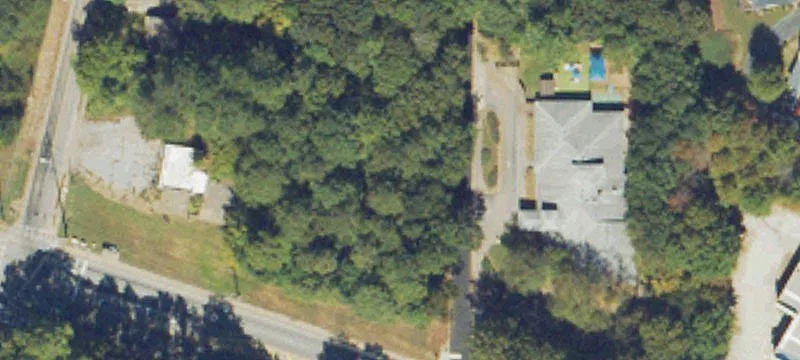 480 Warren Ave