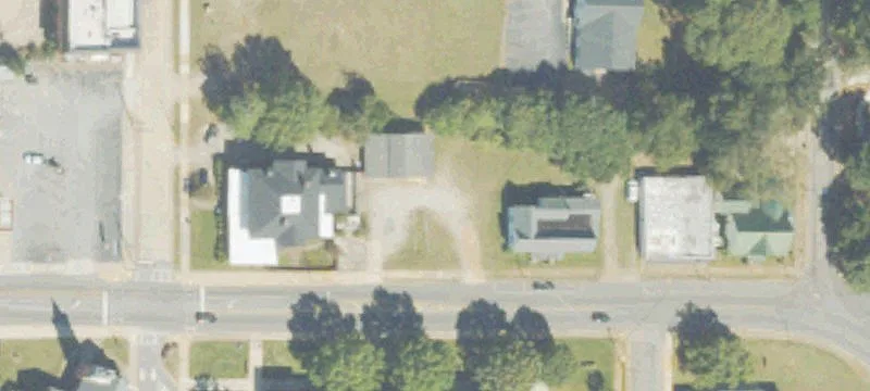 205 Lee St