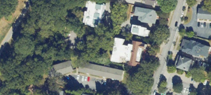 484 Highland NE Ave