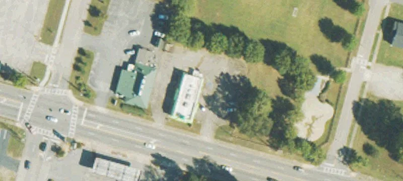 305 10th St
