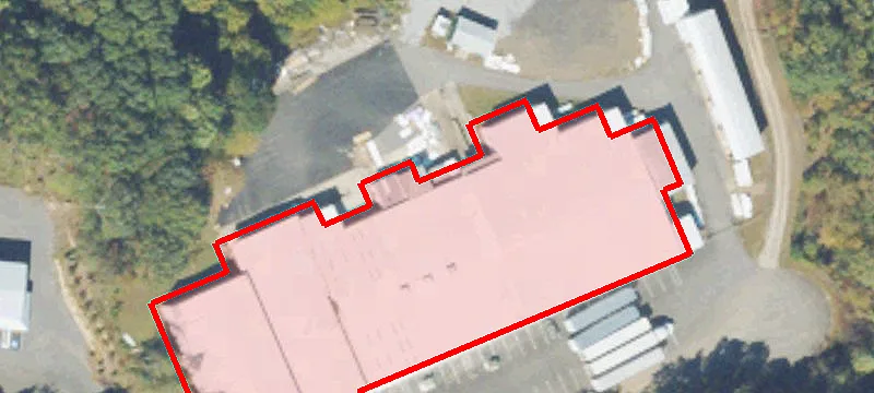 211 Hogan Pond Ln