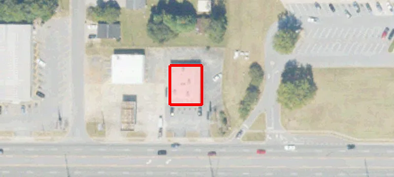 912 Russell Pkwy