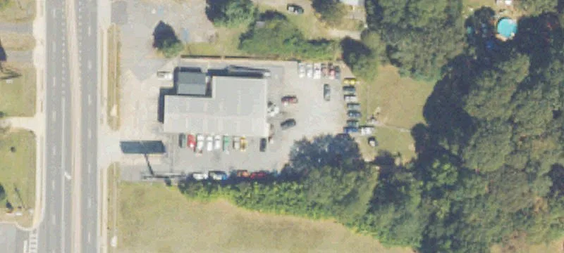 1530 Hwy 19th N