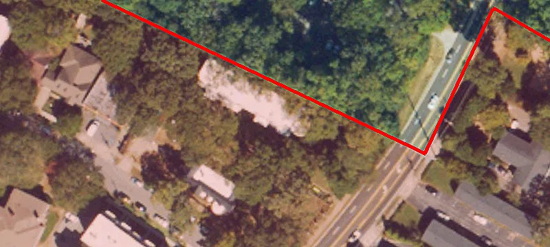 906 Briarcliff NE Rd