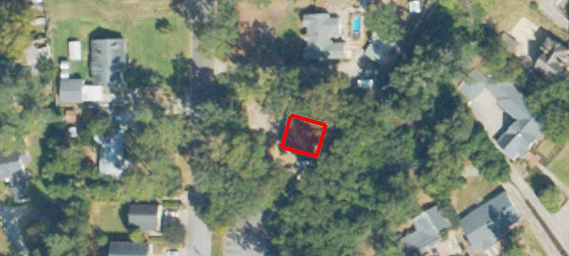 2313 Redwood Dr