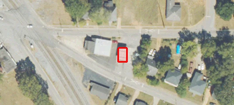908 Solomon St