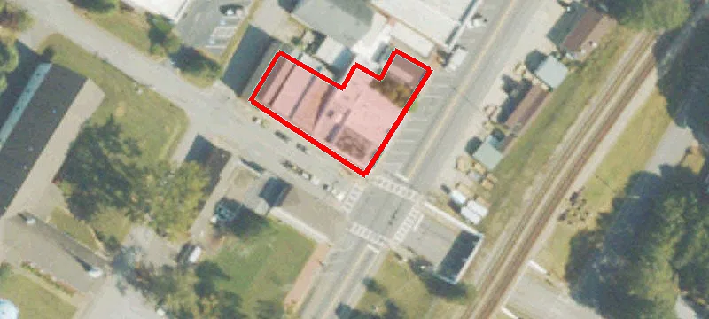 566 Main St