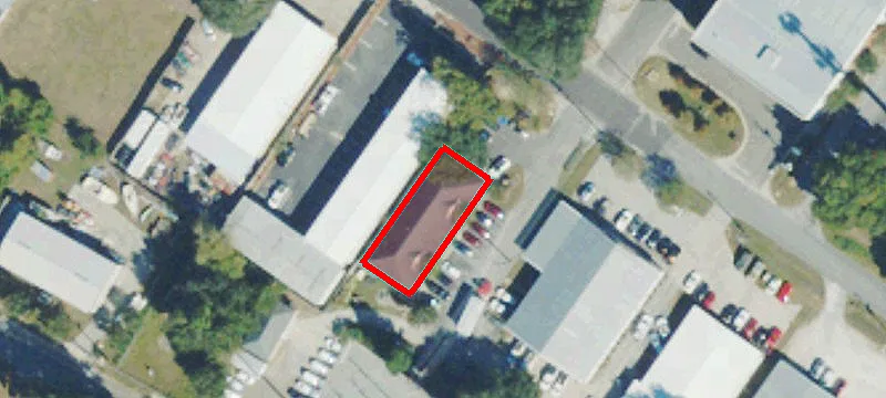2141 Rowland Ave