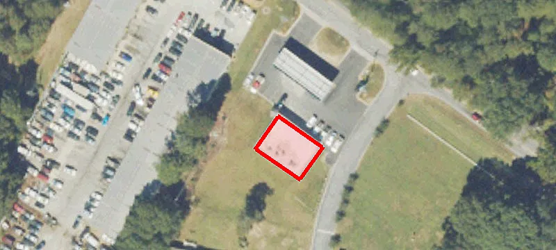 8675 Covington Hwy