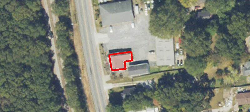 733 Main St