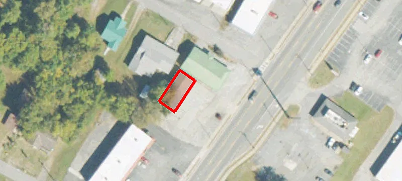 301 Main St