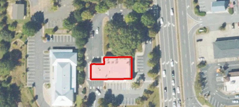2465 Roswell Rd