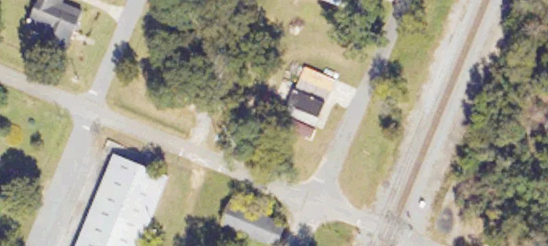 401 Railroad Ave