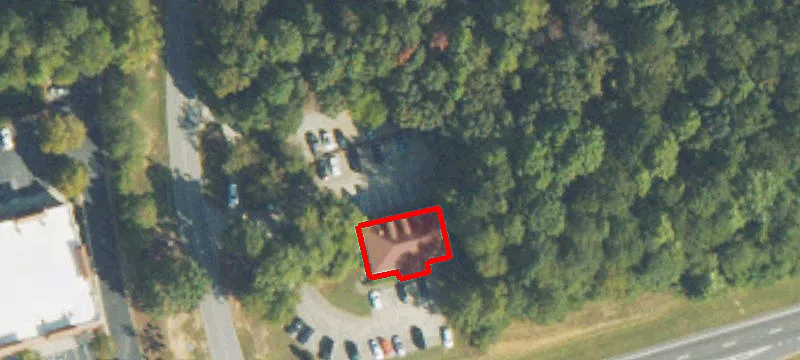 15 Ruth Dr