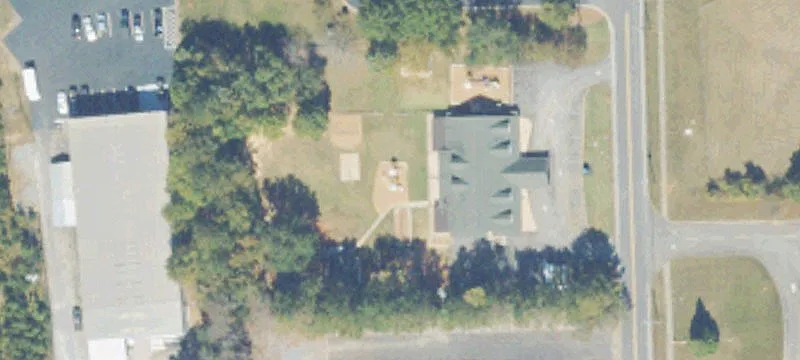 605 Henderson Dr