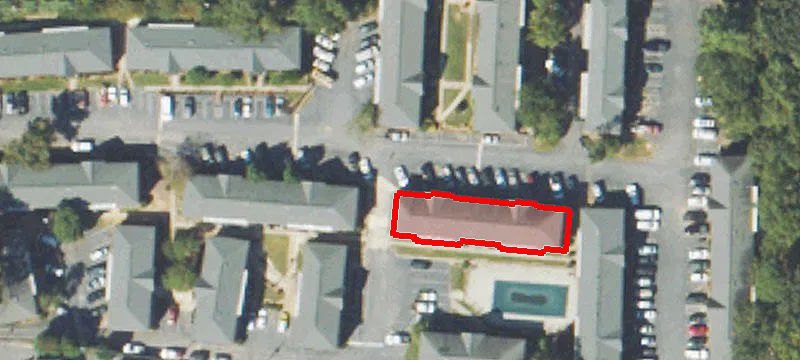 4717 Roswell Rd