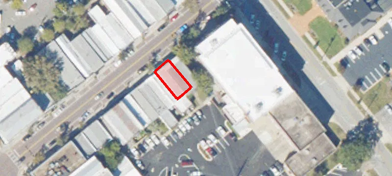 130 Jackson St