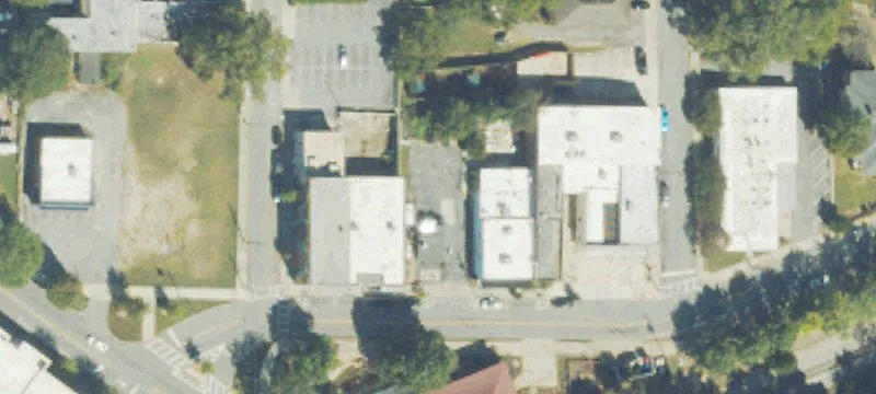 310 Howard Ave