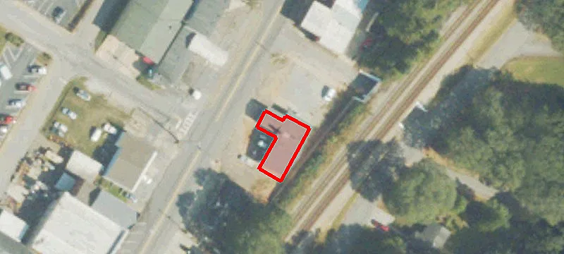 583 Main St
