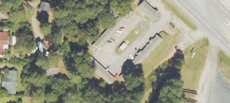 893 Veterans Pkwy