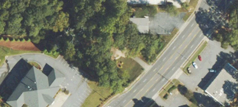 2492 Lawrenceville Hwy