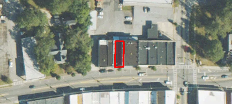 114 College St
