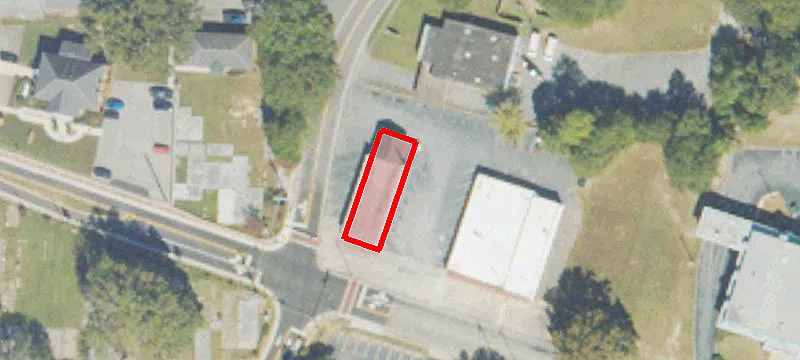1032 Main St