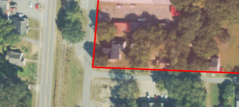 360 Lee St