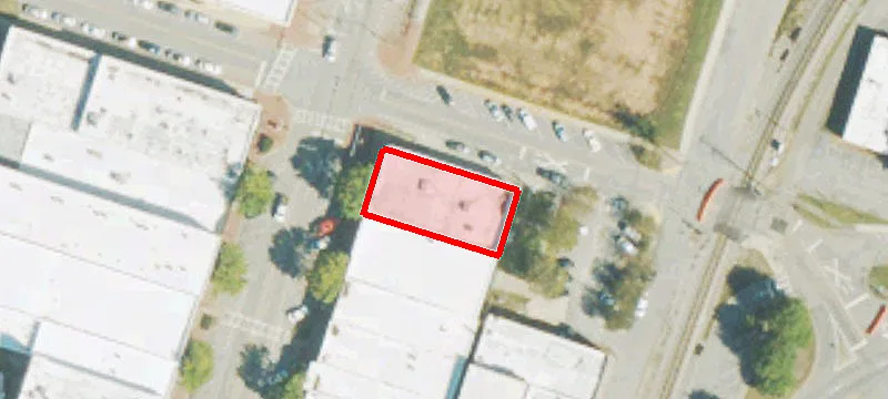 822-824 3rd Ave