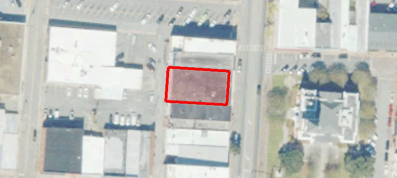 15 Main St