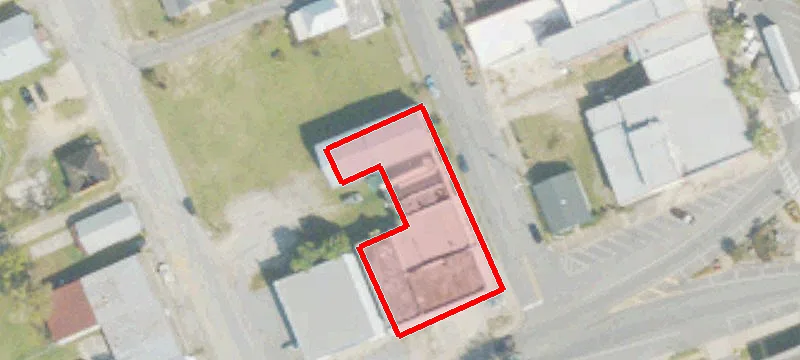 111 Maple St