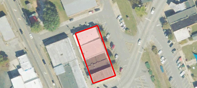 215 Main St