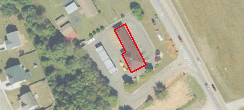 5561 Hwy 124th W