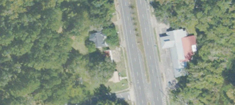 808 Bedell Ave